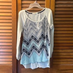 Long sleeve shirt